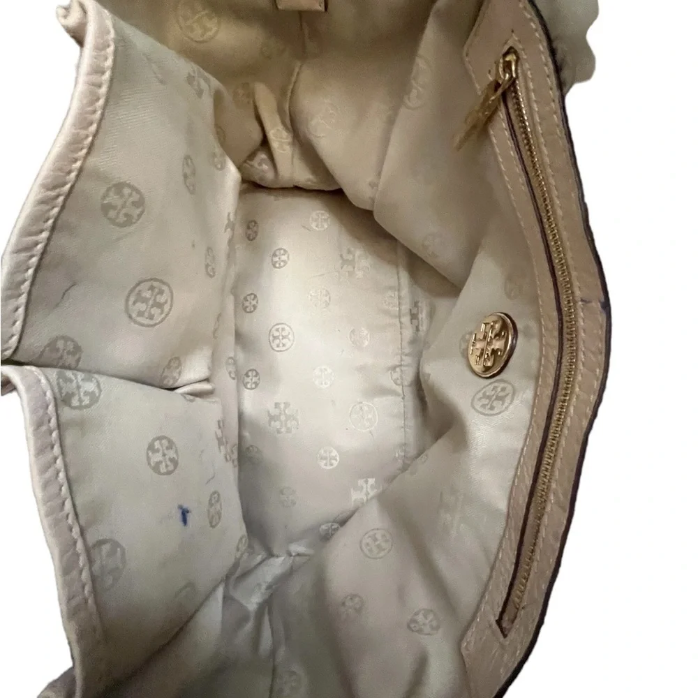 Tory Burch Clara Leather Satchel $495 Light, Pink size, medium Crossbody bag, ￼